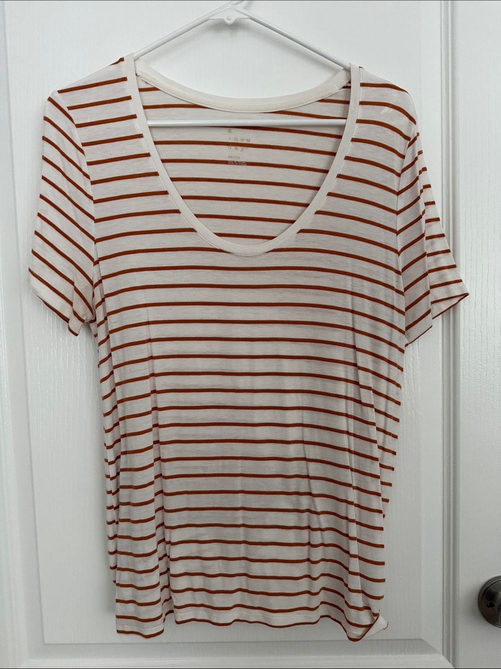 Women's Short-Sleeve Scoop Neck Striped Tee (M)